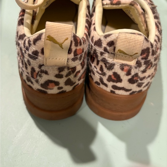PUMA Women's Wild Print Sneakers - Picture 2 of 8